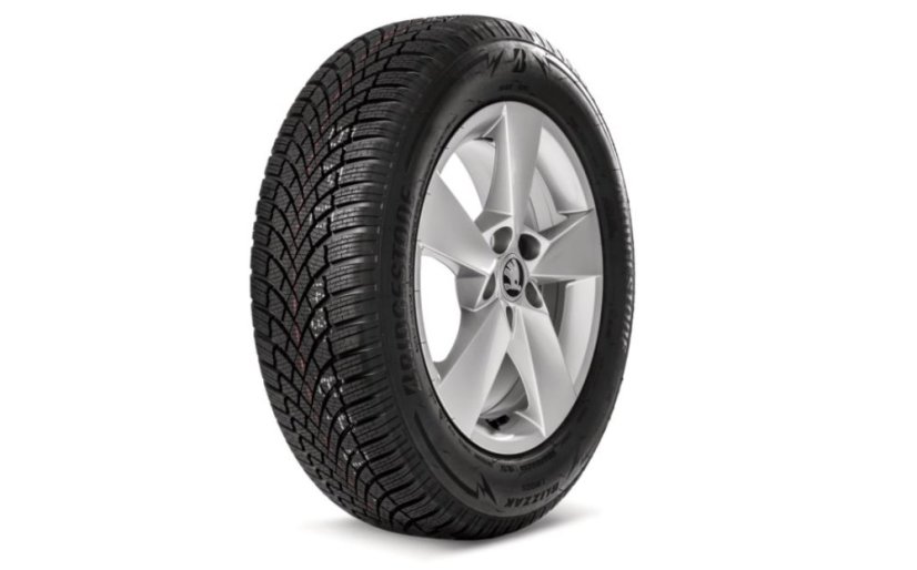 Kompletní zimní kolo Hadar 15" pro Škoda Fabia IV - Strana: Levá